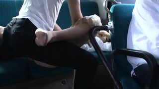 Office Lady Is Getting Fondled And Fucked On The Bus [Decensored] - Shion Utsunomiya